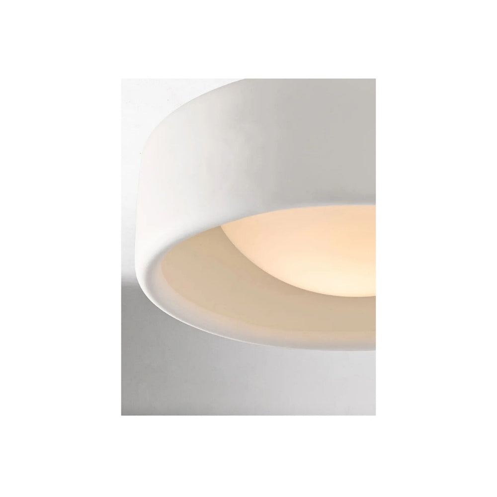 Elegante lámpara de techo de porcelana